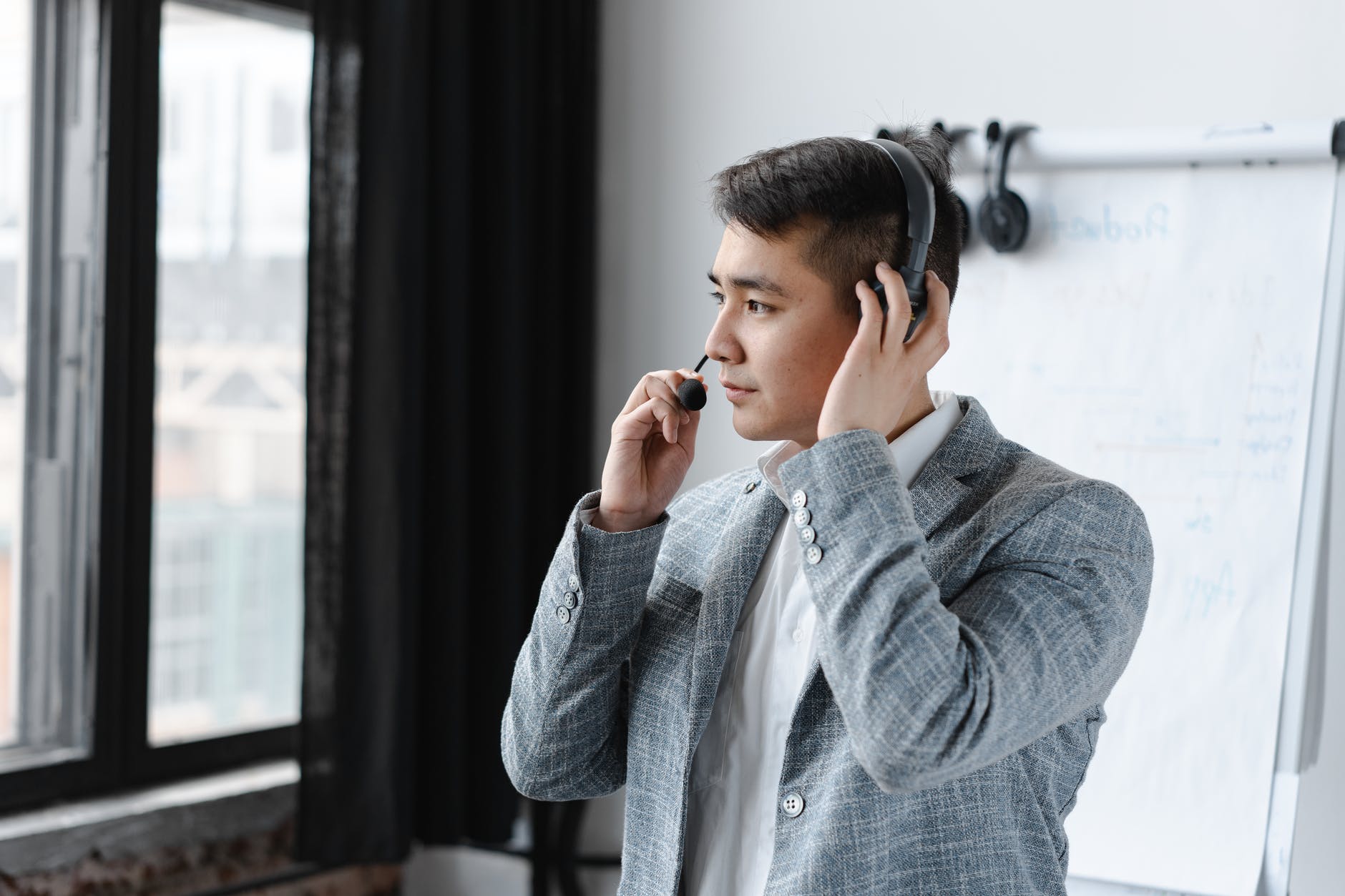 How to Find Out if a Phone Answering Service Is Ideal for You